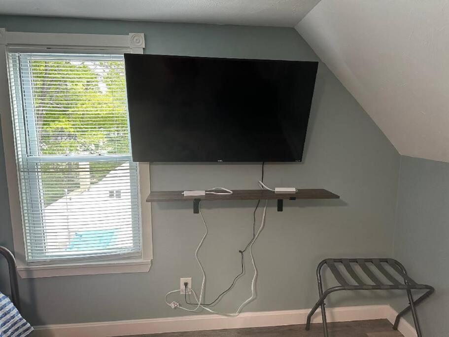 Majestic Lakeview Duplex For 8! Fully Furnished And Ready For Your Getaway! Tilton
