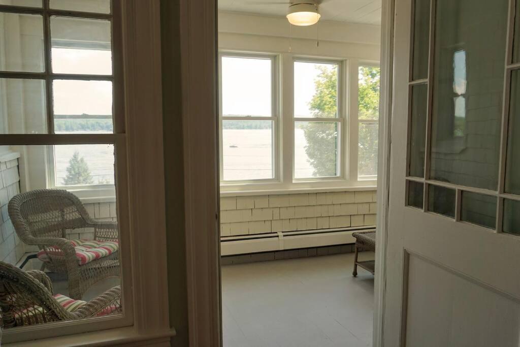 Majestic Lakeview Duplex For 8! Fully Furnished And Ready For Your Getaway! * Tilton