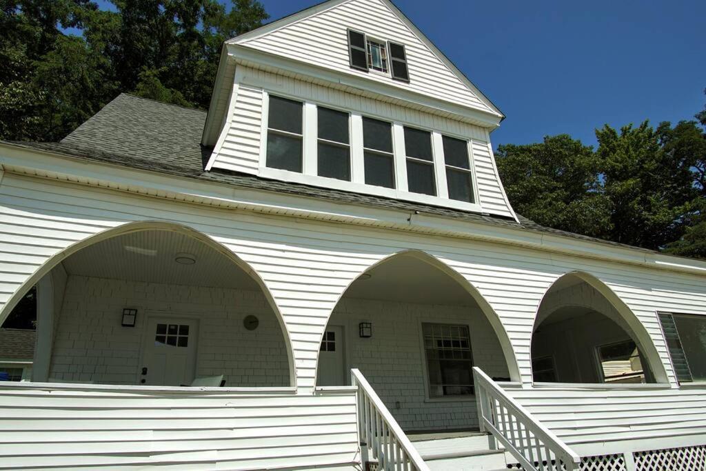 Majestic Lakeview Duplex For 8! Fully Furnished And Ready For Your Getaway! Appartement